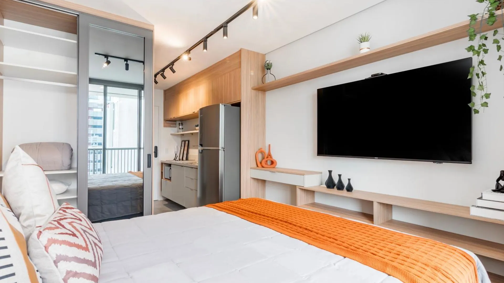 Almah - A Home Away From Home São Paulo Brazylia